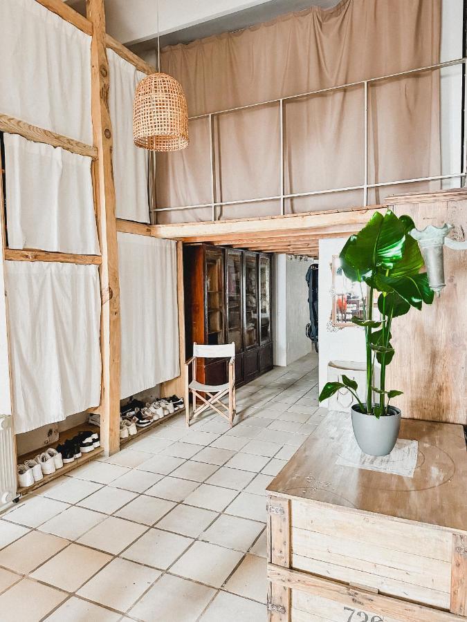 Habitacion Privada, Casa Compartida Con Pareja Private Room, Shared House With A Couple Barcelona Exterior foto